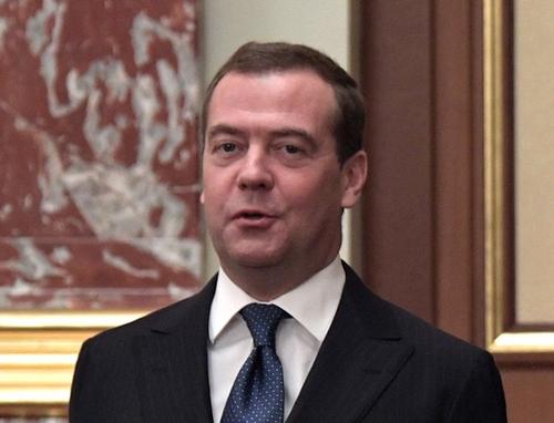 Медведев выразил мнение, что Россия и Куба в современных условиях должны помогать друг другу