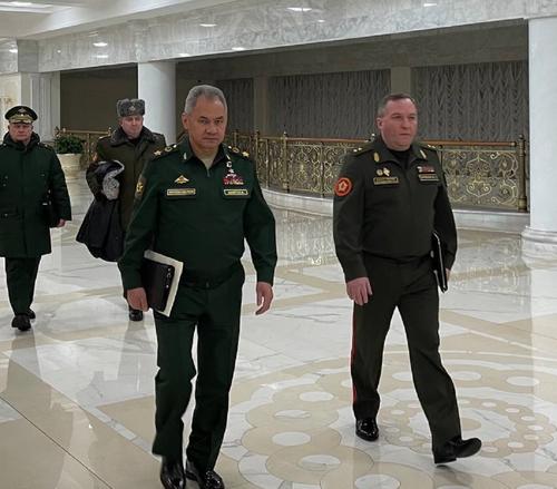 Шойгу в ходе визита в Минск встретится с Александром Лукашенко