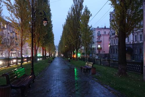 В Киеве начались экстренные отключения света 