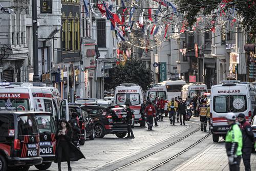 МВД Турции Сойлу: взрывное устройство стамбульского теракта собрали с помощью указаний в соцсети