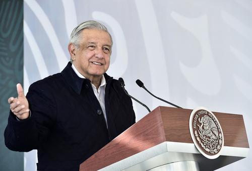 Президент Мексики Мануэль Обрадор сообщил жителям страны о вреде Coca-Cola и чипсов