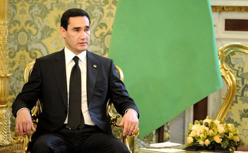 Президент Туркмении Бердымухамедов провел встречу с генсеком Организации тюркских государств Омуралиевым 