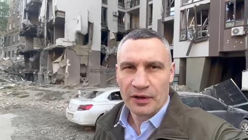Кличко: в историческом центре Киева зафиксированы взрывы