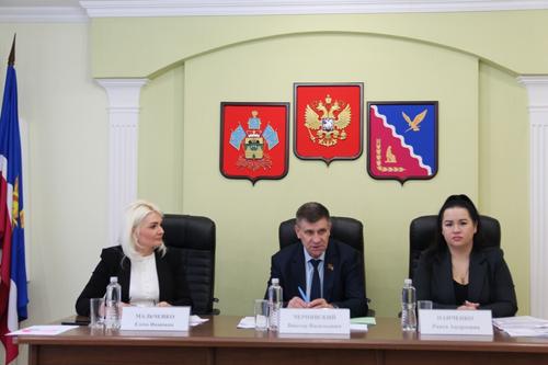 Депутаты ЗСК обсудили профилактику правонарушений детей в Тимашевском районе