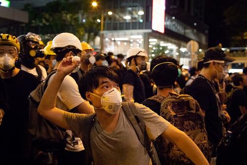 В Пекине считают, что протестами на улицах руководили иностранные инструкторы