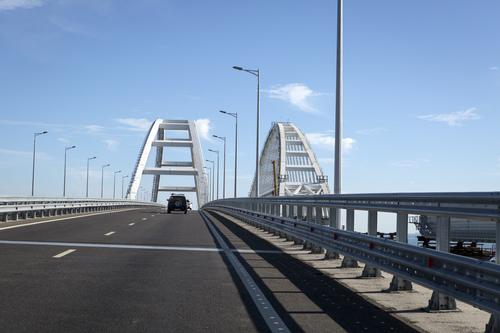 Минтранс РФ: 21 декабря Крымский мост будет временно закрыт для автотранспорта