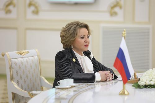 Матвиенко: Запад через посредников продолжает покупать российские газ и нефть