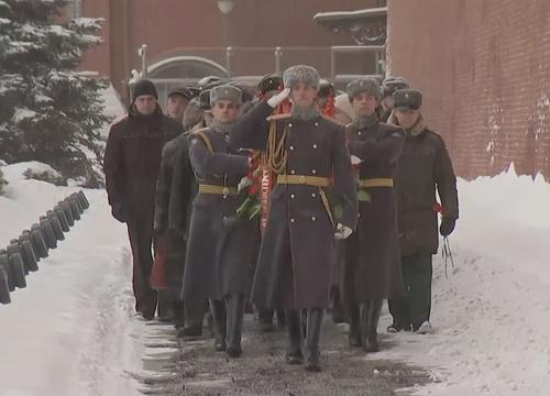 У Кремлевской стены почтили память Маршала Советского Союза Ивана Степановича Конева   