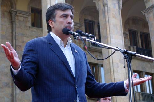 В Тбилиси проходит акция против помилования экс-президента Михаила Саакашвили