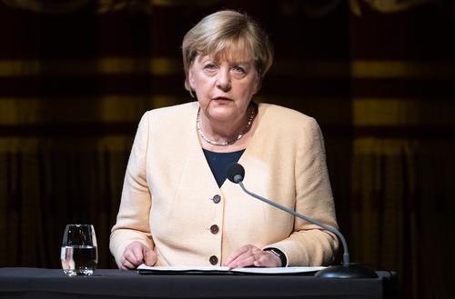 Бывший канцлер Германии Ангела Меркель исключила своё участие в урегулировании конфликта на Украине
