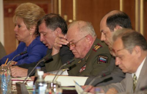 Times: экс-глава Минобороны РФ Сергеев считал расширение НАТО ошибкой