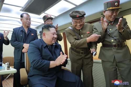 Минобороны Южной Кореи предупредило Пхеньян, что попытка применить ядерное оружие приведет к падению режима  Ким Чен Ына