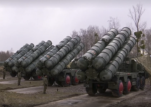Российские системы ПВО за сутки сбили тринадцать украинских беспилотников и девять снарядов РСЗО