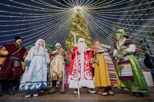 Москвичам рассказали о программе площадок «Путешествия в Рождество» до 8 января