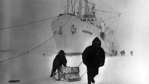 Первая советская постоянная экспедиция на Антарктиде