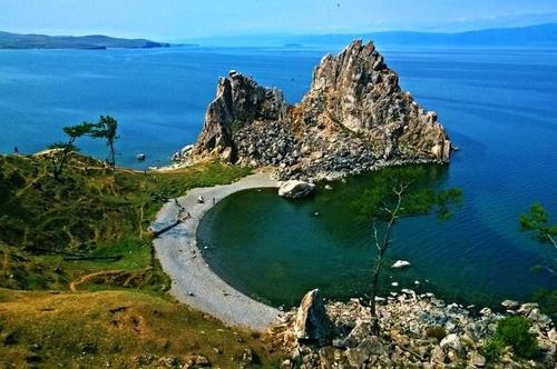 Уникальный Байкал: чем отличается древнее озеро от других водоёмов планеты