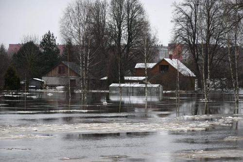 Латвийский город Екабпилс: людей призывают эвакуироваться