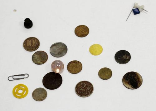 Магнитогорские малыши съели за год 11 монет, 3 батарейки и канцелярскую скрепку
