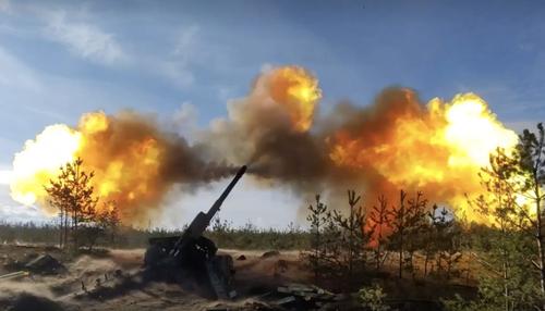 Артиллерия ВС РФ нанесла мощный огневой удар по трём бригадам ВСУ и одному полку НГУ в районе Лимана
