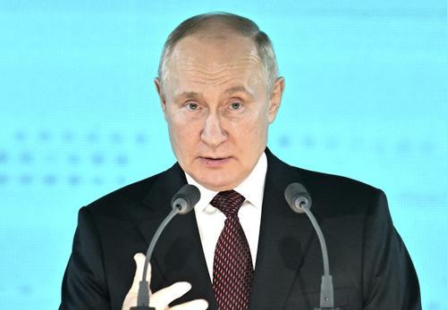 Путин заявил, что Россия продолжит фиксировать преступления киевского режима