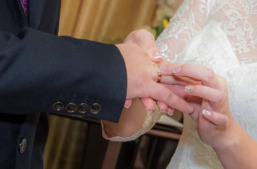 Урал занял шестое место по количеству заключенных браков