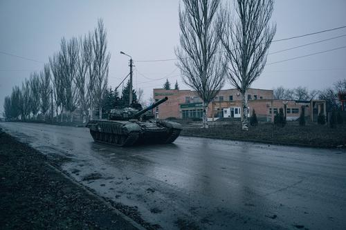 Военный эксперт Гагин: ВСУ не вывозят тела погибших из Артемовска, чтобы избежать паники