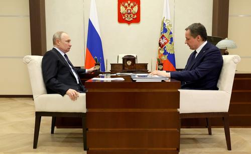 Путин предложил губернатору Белгородской области Гладкову обсудить вопросы обеспечения безопасности