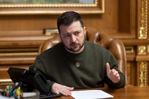 Зеленский в разговоре с Шольцем назвал важными и своевременными его решения о поставках танков и дальнейшей поддержке Украины