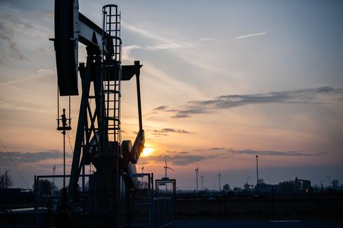РИА Новости: ливийское правительство предложило российским нефтяным компаниям вступить в переговоры