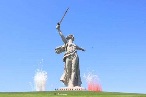 Герои России предложили переименовать Волгоград в Сталинград