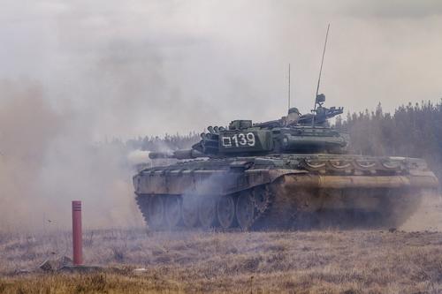 Эксперт Кедми: большая часть западных танков не выдерживает конкуренции с российскими  