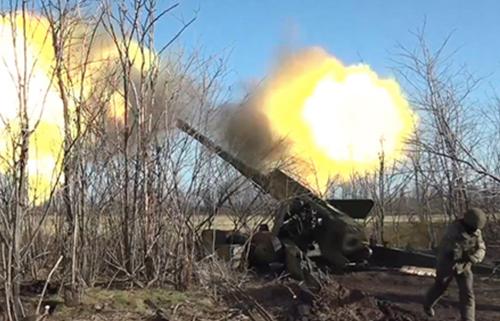 Ствольная и реактивная артиллерия ЮВО не даёт укронацистам шанса на выживание