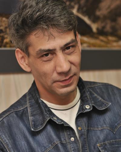 После продолжительной болезни ушел из жизни поэт Алексей Гарипов