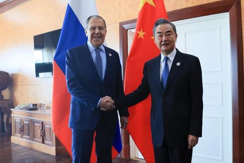 Замглавы МИД России и Китая Руденко и Ма Чжаосю на встрече обсудили отношения между странами
