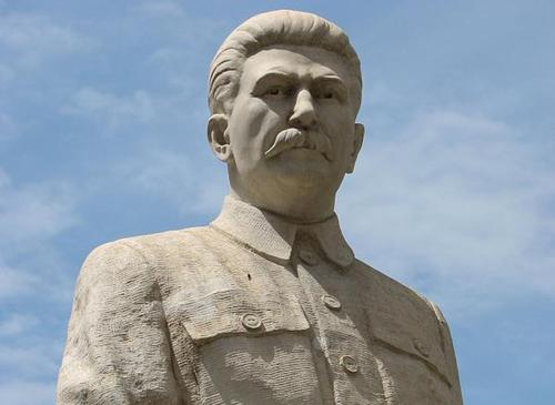 В Хабаровске коммунисты собрались ставить памятник Иосифу Сталину