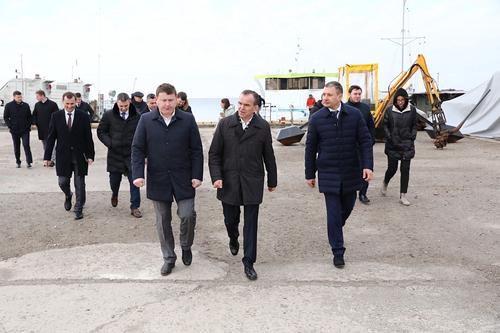 Губернатор Кубани побывал на промпредприятиях Приморско-Ахтарского района