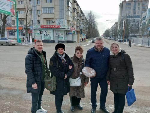 Краснодарские общественники передали гуманитарный груз в Луганск