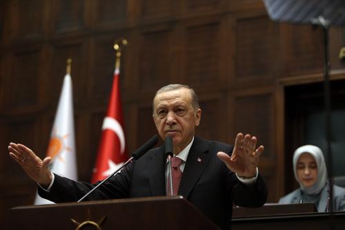 Bloomberg: Эрдоган не намерен переносить из-за землетрясения президентские и парламентские выборы, назначенные в Турции на 14 мая 