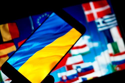 Newsweek: Украина ограничивает права этнических меньшинств