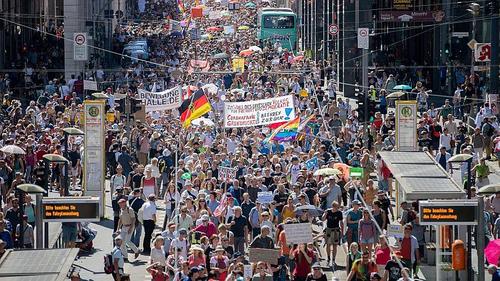 Началось: по всей Германии проходят массовые забастовки