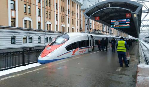 Строить высокоскоростную магистраль Москва — Петербург вместо Siemens возможно будет компания «Синара»