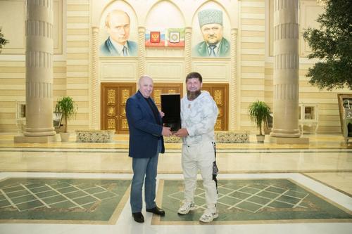 Кадыров заявил, что всерьез планирует после завершения работы на госслужбе составить конкуренцию Пригожину и создать свою ЧВК