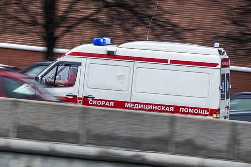 Две школьницы-подростка упали с крыши многоэтажки на юго-востоке Москвы