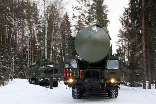 Путин: Минобороны и Росатом должны обеспечить готовность к испытанию российского ядерного оружия, если это первыми сделают США