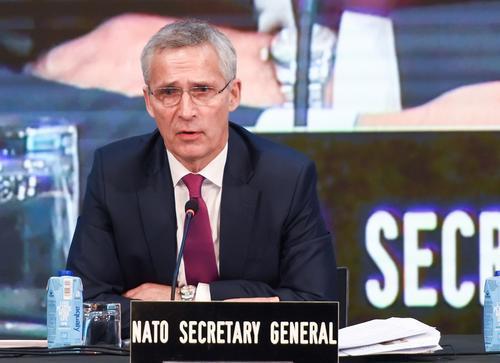 Столтенберг заявил, что НАТО сожалеет о решении РФ приостановить участие в ДСНВ