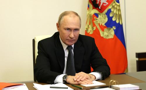 Спикер Кремля Песков: Путин пока не говорил о своих намерениях по поводу выборов президента в 2024 году