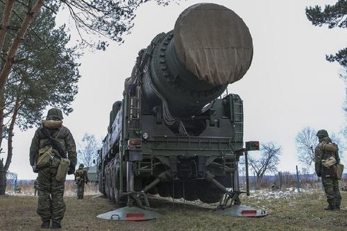 Британский журналист Марр: приостановка участия России в ДСНВ изменит баланс сил в ближайшее десятилетие