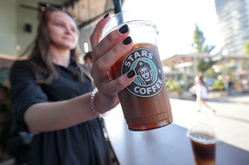 KFC теперь в руках у Ижевска, Starbucks у Тимати: как теперь называются ушедшие из РФ западные бренды