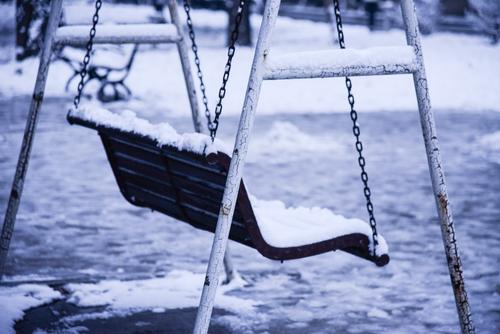 В Гусь-Хрустальном ребенок пострадал в результате обрушения под тяжестью снега крыши веранды детского сада