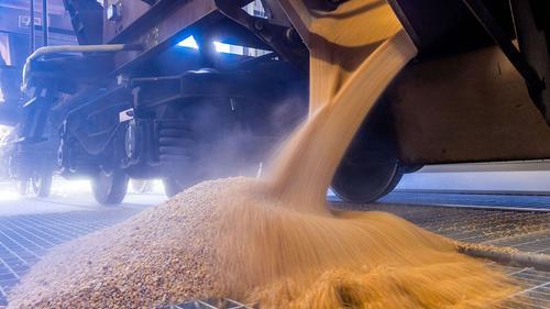 Глава офиса Зеленского Ермак заявил, что Украина выступает за бессрочное продление зерновой сделки